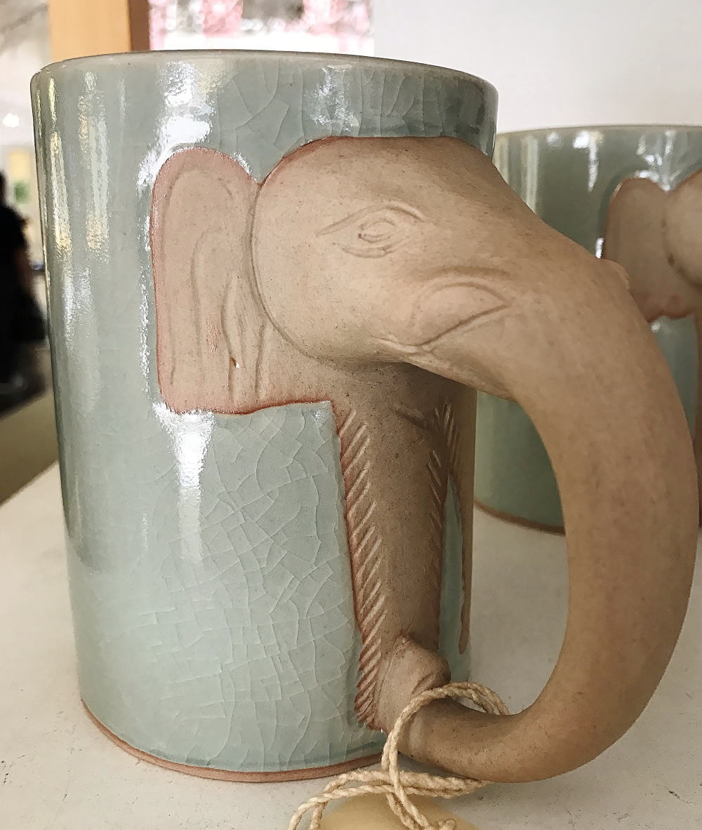 セラドン焼き 象のマグカップ